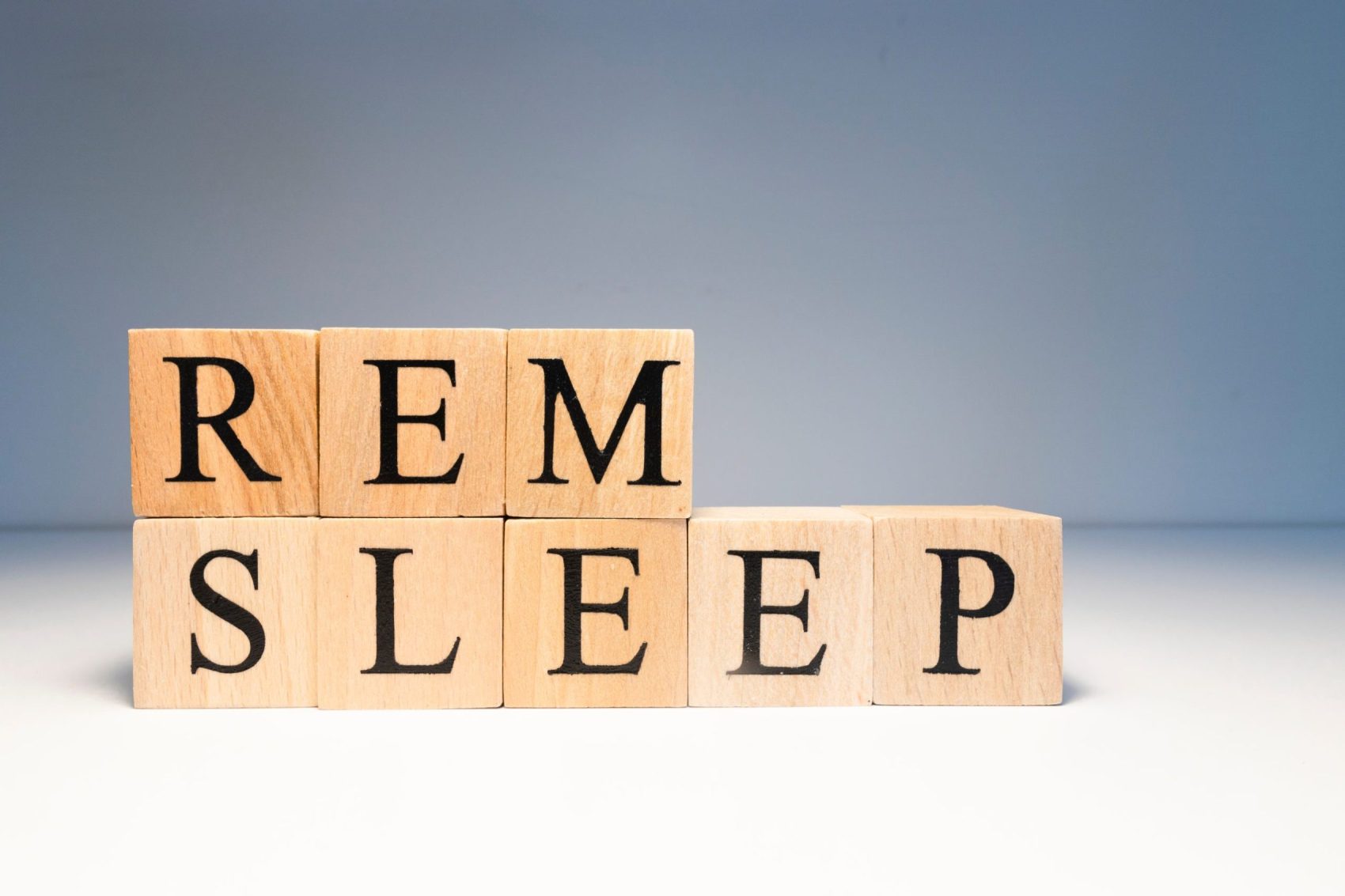 The Ultimate Reset Button: Harnessing REM Sleep for Peak Recovery and Focus